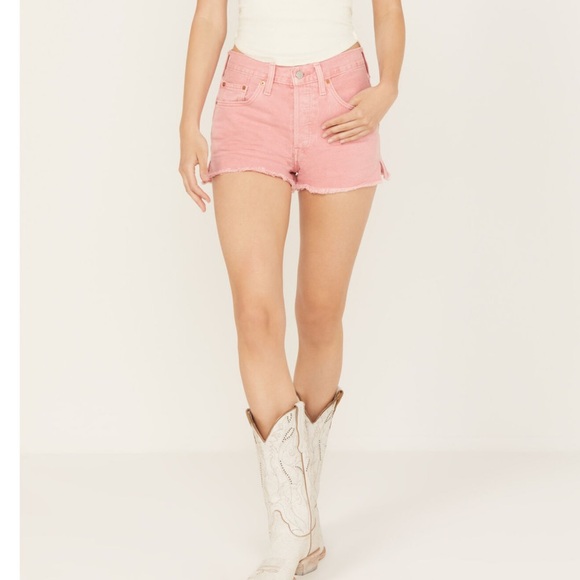 Levi’s 501 Original Denim Shorts Pink. Size 31 / 12 - Picture 1 of 16